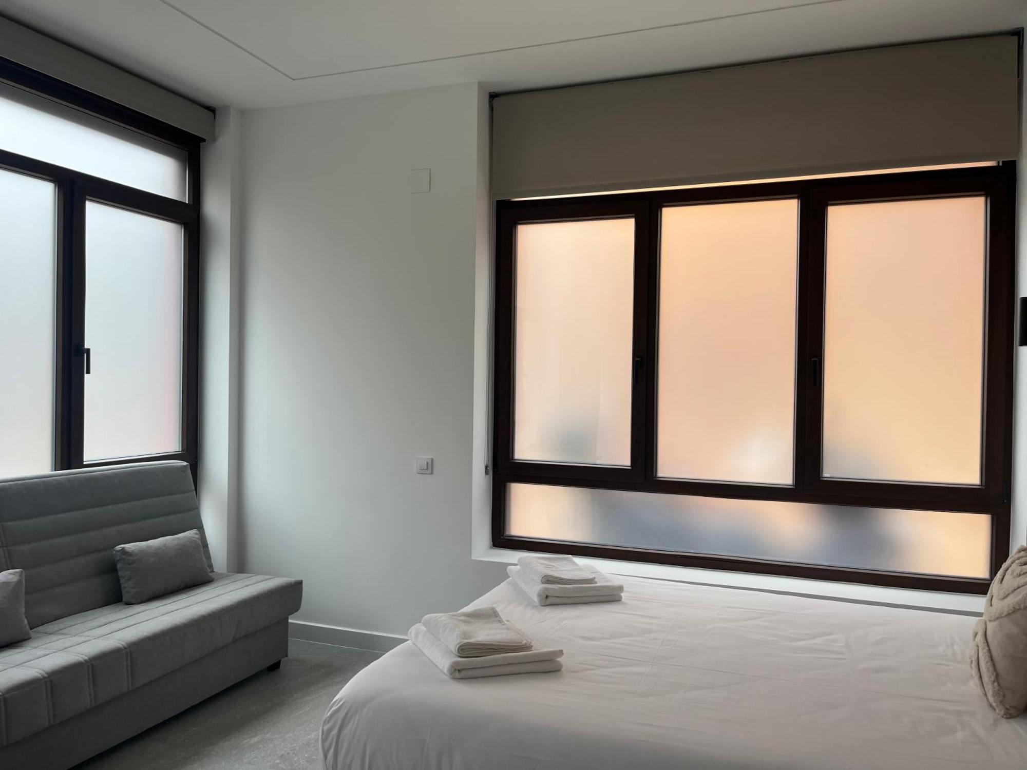 Apartments Vent De Vela Valencia Luaran gambar